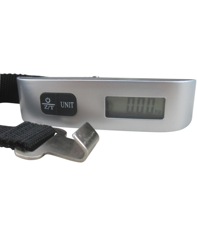 Digital luggage scale with built-in thermometer