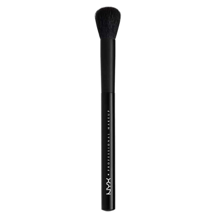 NYX PROF. MAKEUP Pro Contour Brush in the group BEAUTY & HEALTH / Makeup / Tools & Make up set / Brushes at TP E-commerce Nordic AB (38-58163)