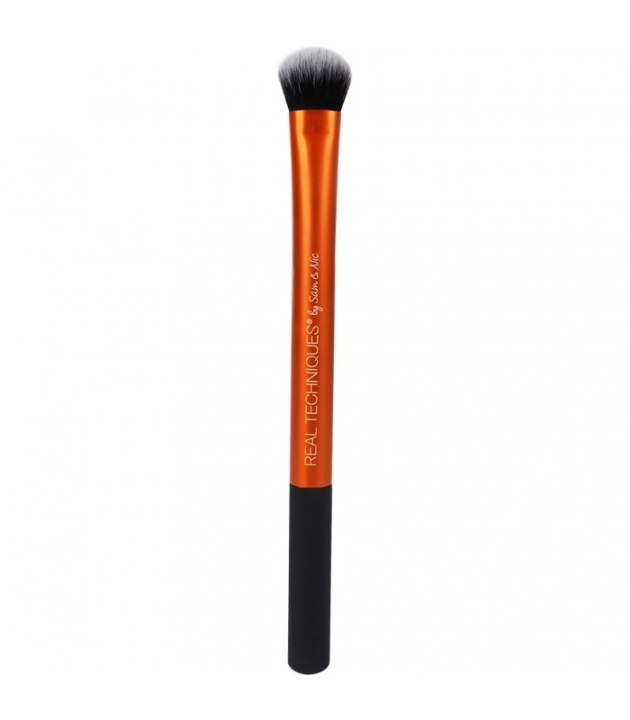 Real Techniques Expert Concealer Brush in the group BEAUTY & HEALTH / Makeup / Tools & Make up set / Brushes at TP E-commerce Nordic AB (38-69504)