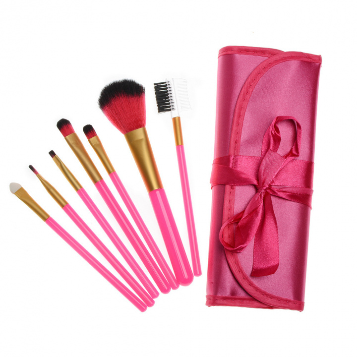 Professional gentle makeup brushes, 7-pack, pink. in the group BEAUTY & HEALTH / Makeup / Tools & Make up set / Brushes at TP E-commerce Nordic AB (38-84478)