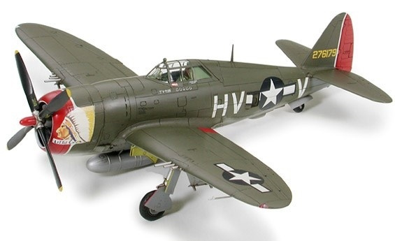 Tamiya 1/72 THUNDERBOLT P-47D in the group Sport, leisure & Hobby / Hobby / Plastic models / Airplanes/Helicopters at TP E-commerce Nordic AB (A06208)