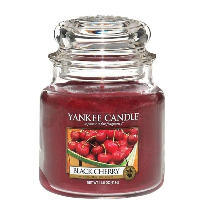 Yankee Candle Classic Medium Jar Black Cherry 411g in the group BEAUTY & HEALTH / Fragrance & Perfume / Other fragrances / Scented candles at TP E-commerce Nordic AB (A13277)