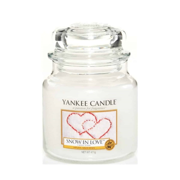 Yankee Candle Classic Medium Jar Snow In Love 411g in the group BEAUTY & HEALTH / Fragrance & Perfume / Other fragrances / Scented candles at TP E-commerce Nordic AB (A13289)