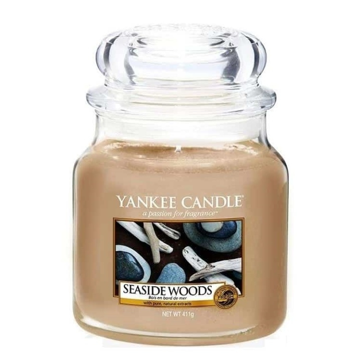 Yankee Candle Classic Small Jar Seaside Woods 104g in the group BEAUTY & HEALTH / Fragrance & Perfume / Other fragrances / Scented candles at TP E-commerce Nordic AB (A13315)