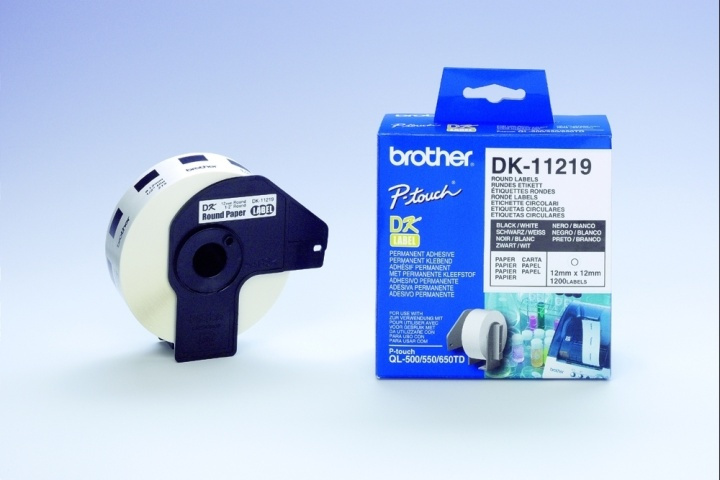 Brother DK-11219 Round Labels Vit in the group COMPUTERS & PERIPHERALS / Printers & Accessories / Printers / Label machines & Accessories / Labels at TP E-commerce Nordic AB (A15968)