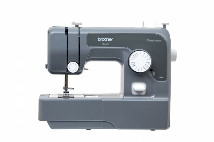 Brother LB14 Limited Edition Sewing machine incl. 10 coils and finger protection, Black in the group HOME, HOUSEHOLD & GARDEN / Household appliances / Sewing machine & Accessories / Sewing machines at TP E-commerce Nordic AB (A19648)