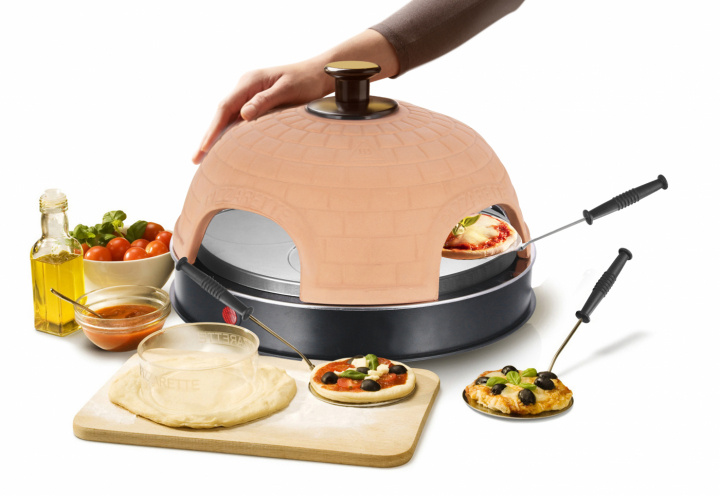 Emerio Pizza Oven PO-115985 in the group HOME, HOUSEHOLD & GARDEN / Household appliances / Toasters & Bread grills / Table grills & Raclette at TP E-commerce Nordic AB (A23178)