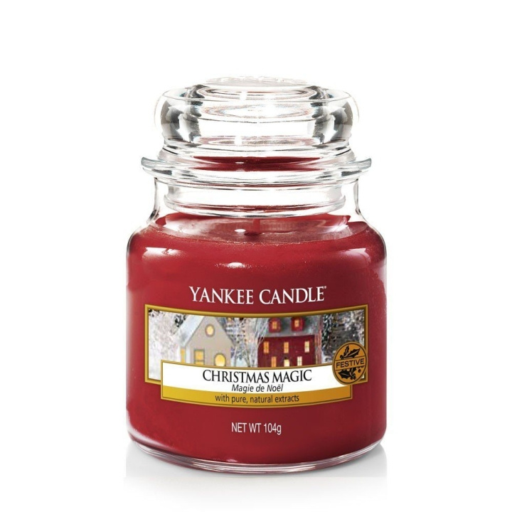 Yankee Candle Classic Small Jar Christmas Magic 104g in the group BEAUTY & HEALTH / Fragrance & Perfume / Other fragrances / Scented candles at TP E-commerce Nordic AB (C10816)