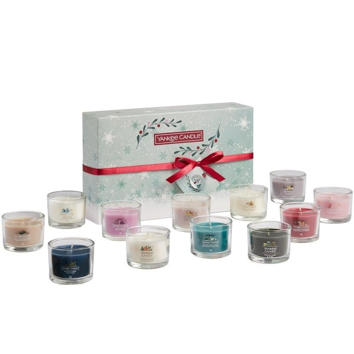 Giftset Yankee Candle Snow Globe Wonderland 12 Votives in the group BEAUTY & HEALTH / Fragrance & Perfume / Other fragrances / Scented candles at TP E-commerce Nordic AB (C14035)