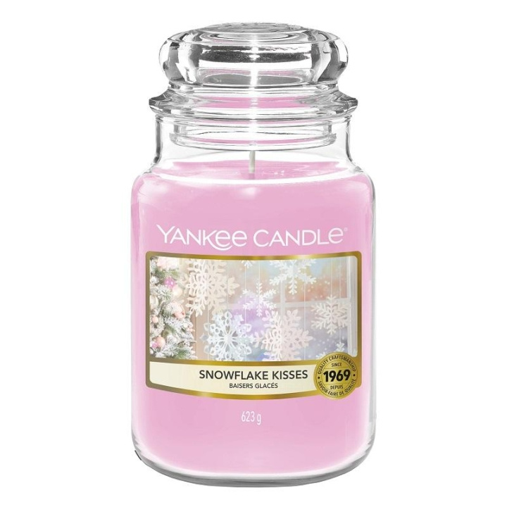 Yankee Candle Classic Large Jar Snowflake Kisses 623g in the group BEAUTY & HEALTH / Fragrance & Perfume / Other fragrances / Scented candles at TP E-commerce Nordic AB (C14038)