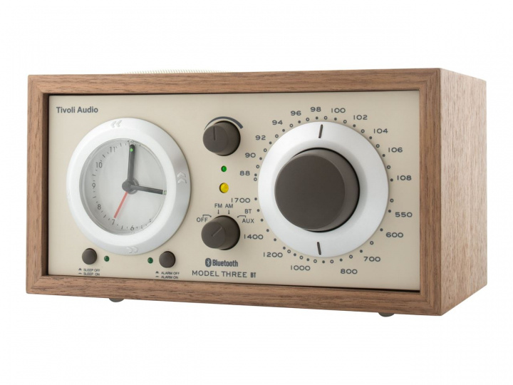 Tivoli Audio Model Three BT USB Classic Walnut in the group HOME ELECTRONICS / Audio & Picture / Home cinema, Hifi & Portable / Radio & Alarm clocks / Clock radio at TP E-commerce Nordic AB (C19761)