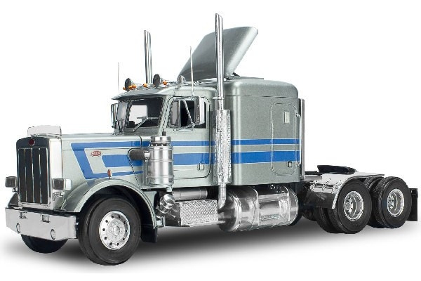 Revell Peterbilt 359 truck in the group Sport, leisure & Hobby / Hobby / Plastic models / Cars at TP E-commerce Nordic AB (C30593)