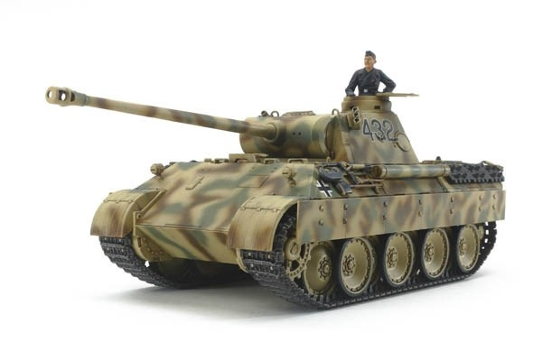 TAMIYA 1:48 German Tank Panther Ausf.D in the group Sport, leisure & Hobby / Hobby / Plastic models / Military vehicles (land) at TP E-commerce Nordic AB (C31575)