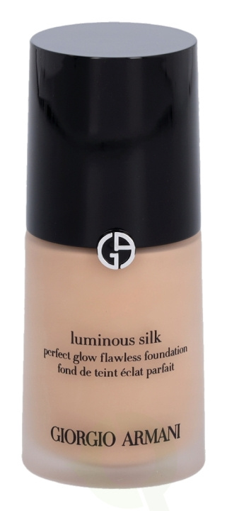 Armani Luminous Silk Foundation 30 ml #5 in the group BEAUTY & HEALTH / Makeup / Facial makeup / Foundation at TP E-commerce Nordic AB (C41216)