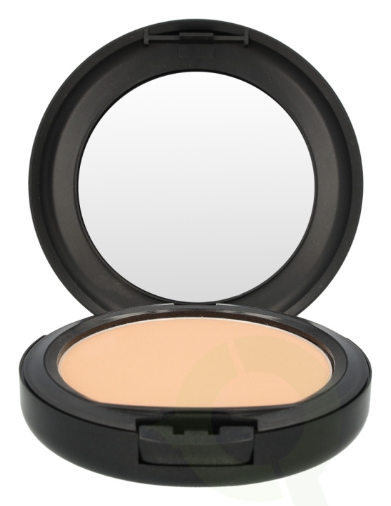 MAC Studio Fix Powder Plus Foundation 15 gr C4 in the group BEAUTY & HEALTH / Makeup / Facial makeup / Foundation at TP E-commerce Nordic AB (C41667)