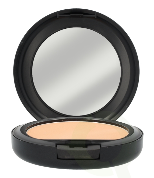 MAC Studio Fix Powder Plus Foundation 15 gr C5 in the group BEAUTY & HEALTH / Makeup / Facial makeup / Foundation at TP E-commerce Nordic AB (C41668)