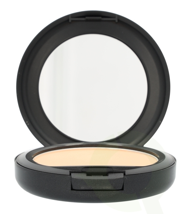 MAC Studio Fix Powder Plus Foundation 15 gr NC25 in the group BEAUTY & HEALTH / Makeup / Facial makeup / Foundation at TP E-commerce Nordic AB (C41674)