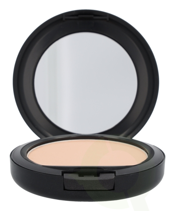 MAC Studio Fix Powder Plus Foundation 15 gr NW20 in the group BEAUTY & HEALTH / Makeup / Facial makeup / Foundation at TP E-commerce Nordic AB (C41682)