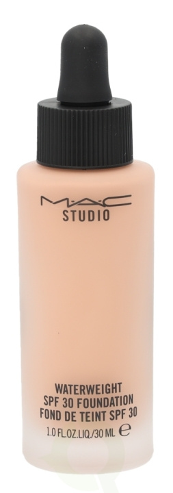 MAC Studio Waterweight Foundation SPF30 30 ml NW25 in the group BEAUTY & HEALTH / Makeup / Facial makeup / Foundation at TP E-commerce Nordic AB (C41706)