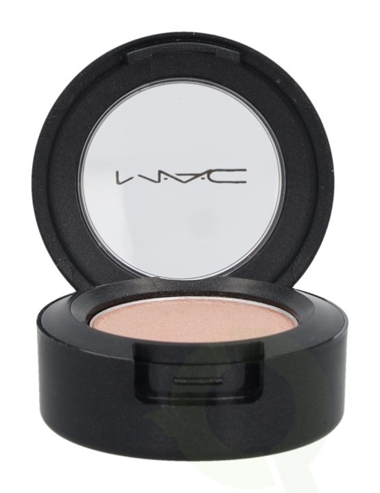 MAC Small Eye Shadow 1.5 gr Naked Lunch Frost in the group BEAUTY & HEALTH / Makeup / Eyes & Eyebrows / Eye shadows at TP E-commerce Nordic AB (C42239)