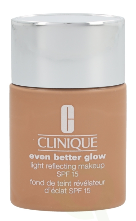 Clinique Even Better Glow Light Reflecting Makeup SPF15 30 ml CN58 Honey in the group BEAUTY & HEALTH / Makeup / Facial makeup / Foundation at TP E-commerce Nordic AB (C50253)