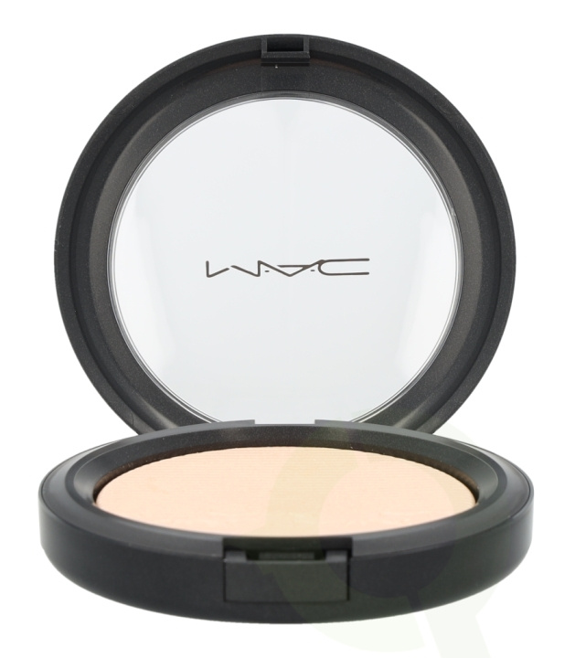 MAC Extra Dimension Skinfinish 9 g Double Gleam in the group BEAUTY & HEALTH / Makeup / Facial makeup / Contour/Highlight at TP E-commerce Nordic AB (C53909)