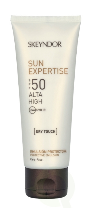 Skeyndor Sun Expertise Dry Touch Protective Emulsion SPF50 75 ml in the group BEAUTY & HEALTH / Skin care / Tanning / Sunscreen at TP E-commerce Nordic AB (C56022)