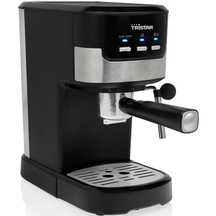 Tristar Espressomaskin Manuell CM-2278 inkl mjölkskummare in the group HOME, HOUSEHOLD & GARDEN / Household appliances / Coffee makers and accessories / Espresso Machines at TP E-commerce Nordic AB (C62183)