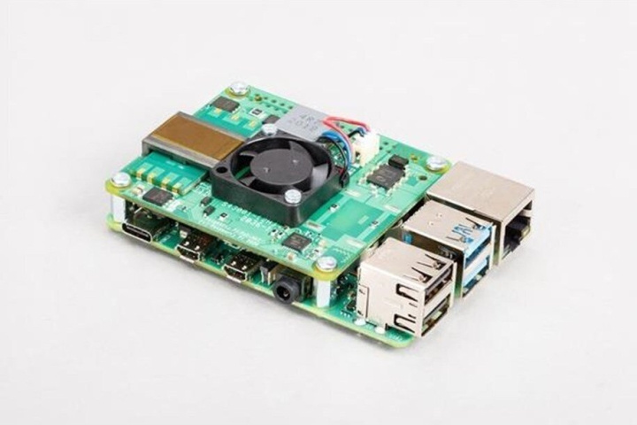 Raspberry Pi PoE+ HAT PoE injector in the group COMPUTERS & PERIPHERALS / Computer components / Raspberry Pi at TP E-commerce Nordic AB (C69013)