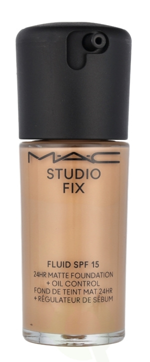 MAC Studio Fix Fluid Foundation SPF15 30 ml NC38 in the group BEAUTY & HEALTH / Makeup / Facial makeup / Foundation at TP E-commerce Nordic AB (C75932)