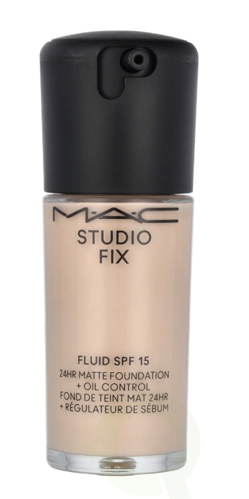 MAC Studio Fix Fluid Foundation SPF15 30 ml NC10 in the group BEAUTY & HEALTH / Makeup / Facial makeup / Foundation at TP E-commerce Nordic AB (C75944)