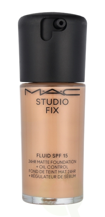 MAC Studio Fix Fluid Foundation SPF15 30 ml NW20 in the group BEAUTY & HEALTH / Makeup / Facial makeup / Foundation at TP E-commerce Nordic AB (C75982)