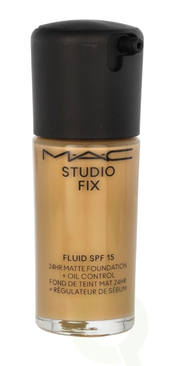 MAC Studio Fix Fluid Foundation SPF15 30 ml C45 in the group BEAUTY & HEALTH / Makeup / Facial makeup / Foundation at TP E-commerce Nordic AB (C76001)