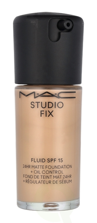 MAC Studio Fix Fluid Foundation SPF15 30 ml NC17 in the group BEAUTY & HEALTH / Makeup / Facial makeup / Foundation at TP E-commerce Nordic AB (C76003)