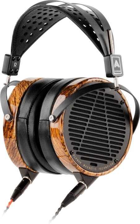 Audeze LCD-3 headphones, leather, Zebrano in the group HOME ELECTRONICS / Audio & Picture / Headphones & Accessories / Headphones at TP E-commerce Nordic AB (C77794)