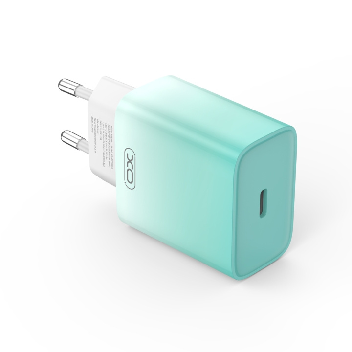 XO väggladdare CE18 PD 30W 1x USB-C blå-vit in the group SMARTPHONE & TABLETS / Chargers & Cables / Wall charger / Wall charger USB-C at TP E-commerce Nordic AB (C79291)