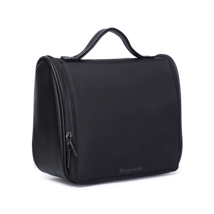 Kungsbacka Toiletry Bag Julie Black in the group HOME, HOUSEHOLD & GARDEN / Bathroom / Toilet bags at TP E-commerce Nordic AB (C79338)