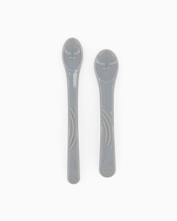 Twistshake Feeding Spoon Set 6+m Pastel Grey 2-pack in the group TOYS, KIDS & BABY PRODUCTS / Eat & Drink / Children\'s tableware at TP E-commerce Nordic AB (C81027)