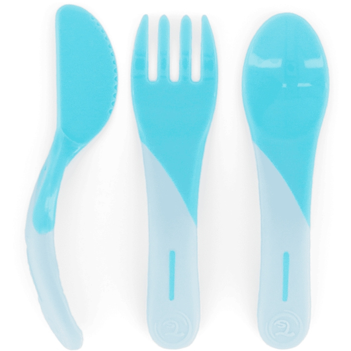 Twistshake Learn Cutlery 6+m Pastel Blue in the group TOYS, KIDS & BABY PRODUCTS / Eat & Drink / Children\'s tableware at TP E-commerce Nordic AB (C81082)