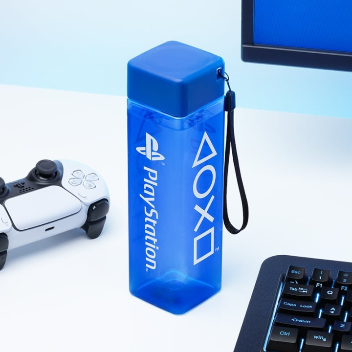 Paladone Playstation Shaped Water Bottle in the group Sport, leisure & Hobby / Outdoor recreation / Thermoses & Water Bottles at TP E-commerce Nordic AB (C85571)