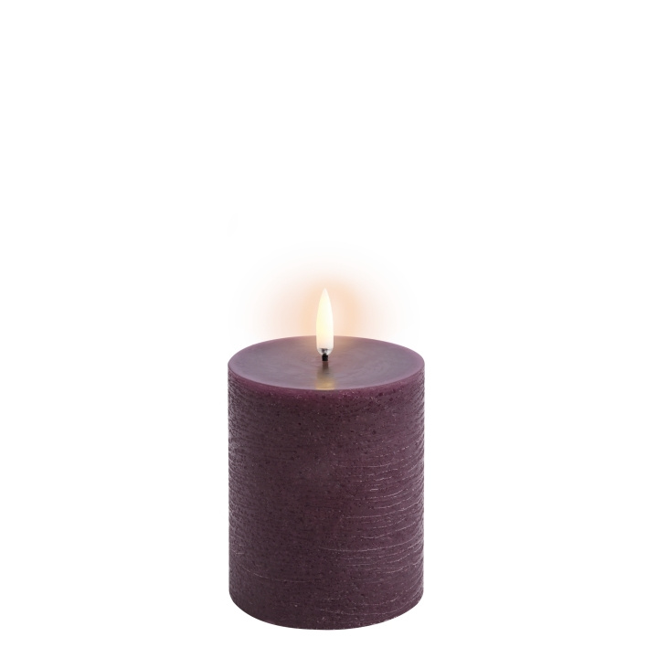 Uyuni LED pillar candle - Plum, Rustic - 7,8x10,1 cm (UL-PI-PL78010) in the group HOME, HOUSEHOLD & GARDEN / Smart home / Smart Lights at TP E-commerce Nordic AB (C87232)