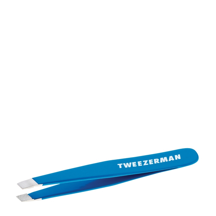 Tweezerman Mini Slant Tweezer Bahama Blue in the group BEAUTY & HEALTH / Makeup / Tools & Make up set / Other tools at TP E-commerce Nordic AB (C87361)