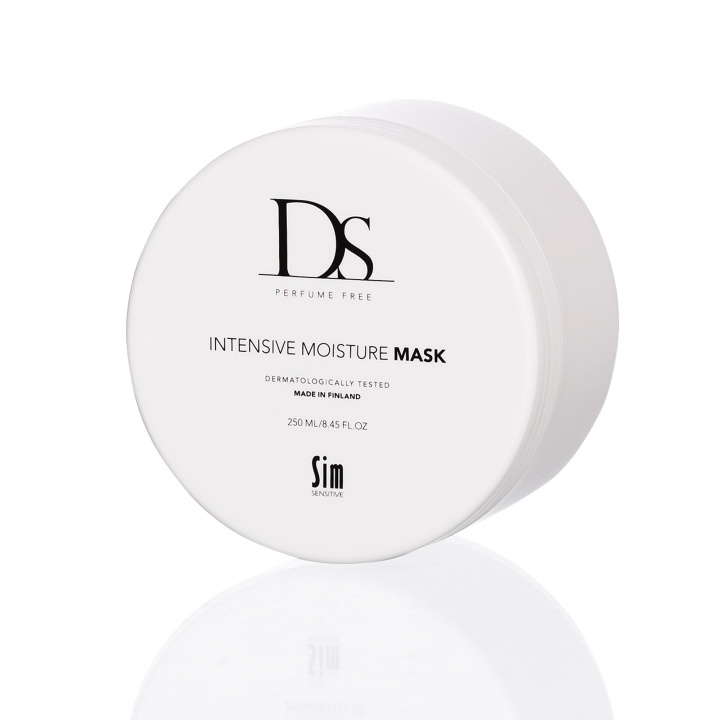 DS Sim Sensitive Intensive Moisture Mask 250 ml in the group BEAUTY & HEALTH / Hair & Styling / Hair care / Hair Mask at TP E-commerce Nordic AB (C88750)