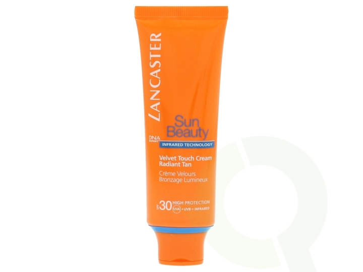 Lancaster Sun Beauty Velvet Touch Cream SPF30 50 ml radiant tan in the group BEAUTY & HEALTH / Skin care / Tanning / Sunscreen at TP E-commerce Nordic AB (C92150)