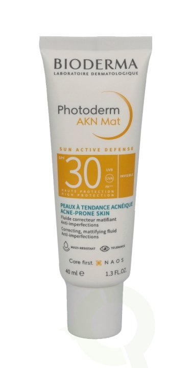 Bioderma Photoderm Akn Mat Fluide SPF30 40 ml in the group BEAUTY & HEALTH / Skin care / Tanning / Sunscreen at TP E-commerce Nordic AB (C92284)