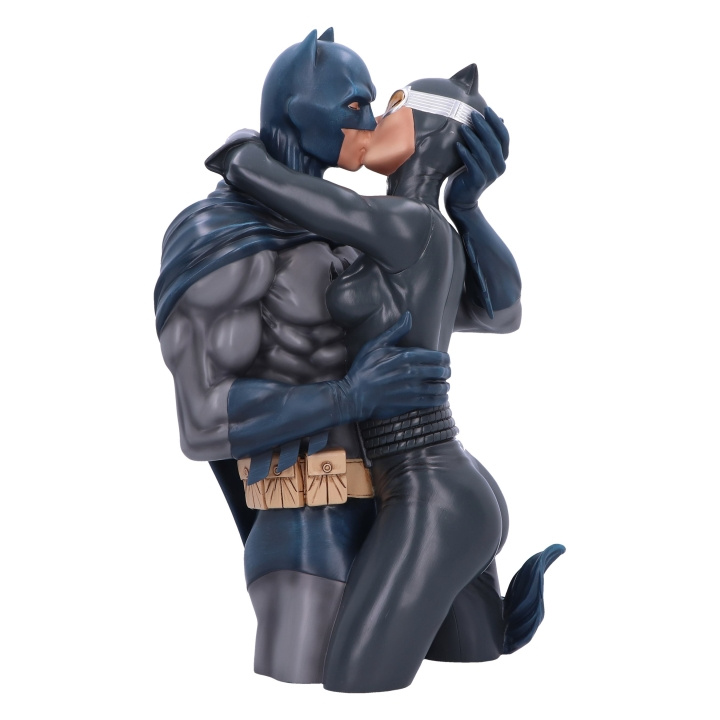 Nemesis Now Batman & Catwoman Bust in the group Sport, leisure & Hobby / Fun stuff / Collector\'s items at TP E-commerce Nordic AB (C94493)