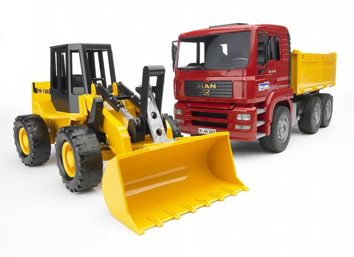 Bruder MAN TGA Construction Truck And Articulated Loader (02752) in the group TOYS, KIDS & BABY PRODUCTS / Toys / Toy cars at TP E-commerce Nordic AB (C94626)