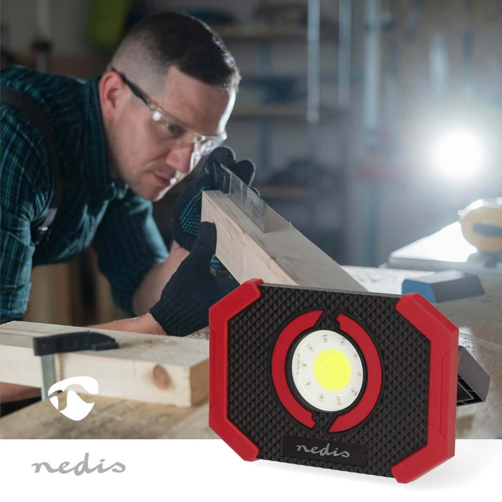 Nedis Work Lamp | 10 W | Battery Powered | 5 V DC | N/A | Rechargeable | Light duration: 10 h | 1000 lm | Light range: 30 m in the group HOME, HOUSEHOLD & GARDEN / Electricity & Lighting / Work lighting at TP E-commerce Nordic AB (C94838)