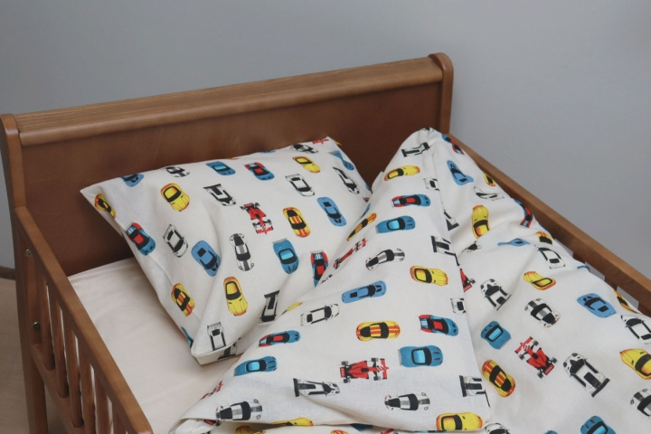 By Mats Bed Linen Junior Size 100 x 140 cm - Racing Cars (MAT129) in the group TOYS, KIDS & BABY PRODUCTS / Children\'s textiles / Bedding / Bedsets for Juniors at TP E-commerce Nordic AB (C97352)