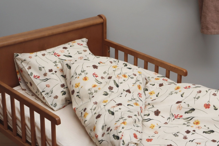 By Mats Bed Linen Baby Size 70 x 100 cm - Spring Flowers (MAT132) in the group TOYS, KIDS & BABY PRODUCTS / Children\'s textiles / Bedding / Bedsets for stroller at TP E-commerce Nordic AB (C97355)